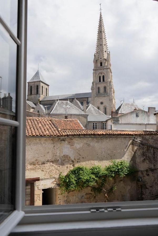 Agréable et charmante chambre d hôte Parthenay Extérieur photo