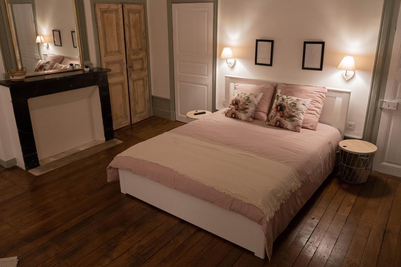 Agréable et charmante chambre d hôte Parthenay Extérieur photo